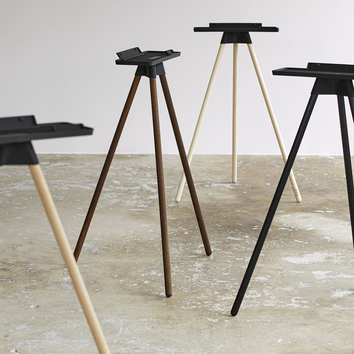 iPad Race Bar - Natural Oak