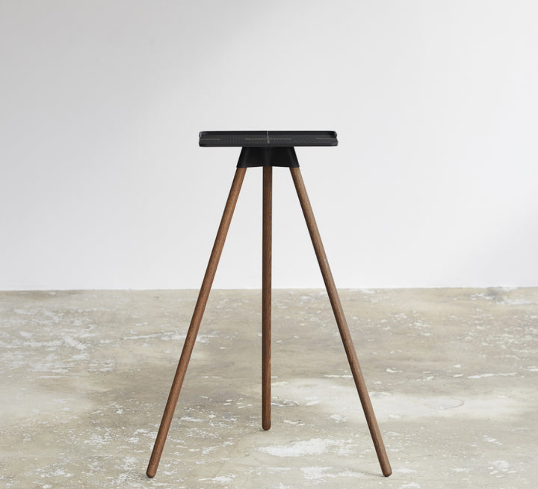 Laptop Race Table - Natural Oak / Phone + Towel + Bottle Holders