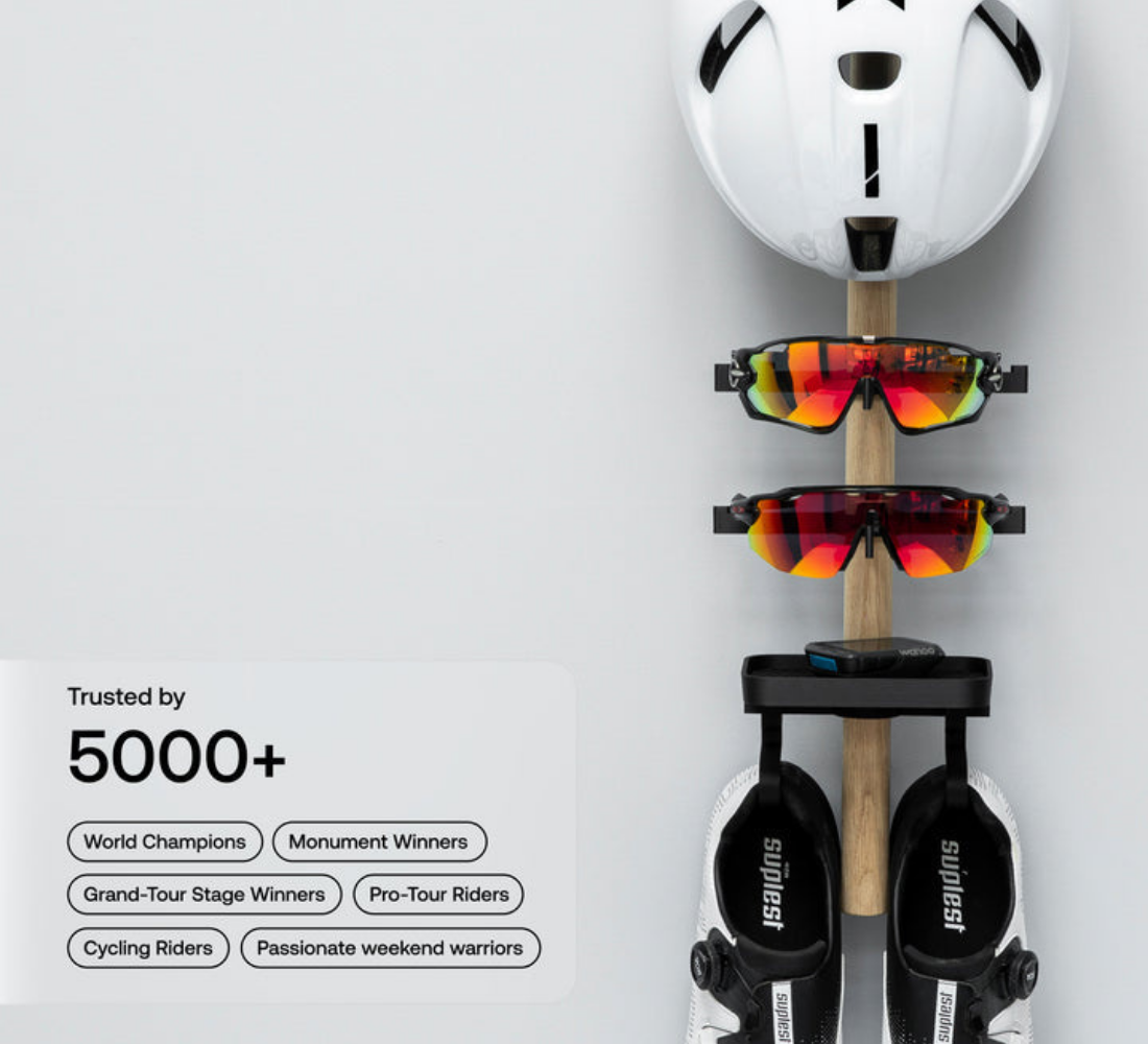 Rack | D . Shoes + 2x Glasses + Helmet + Tray - Natural Oak