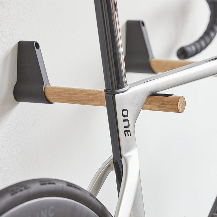 Wall Mount - Natural Oak / 32 cm . Road Bike