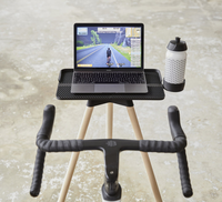 Laptop Race Table - Eiche Natur / Telefon-, Handtuch- und Getränkehalter